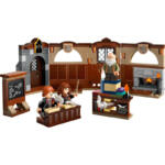 Lego Castillo de Hogwarts™: Clase de Encantamientos - Imagen 2